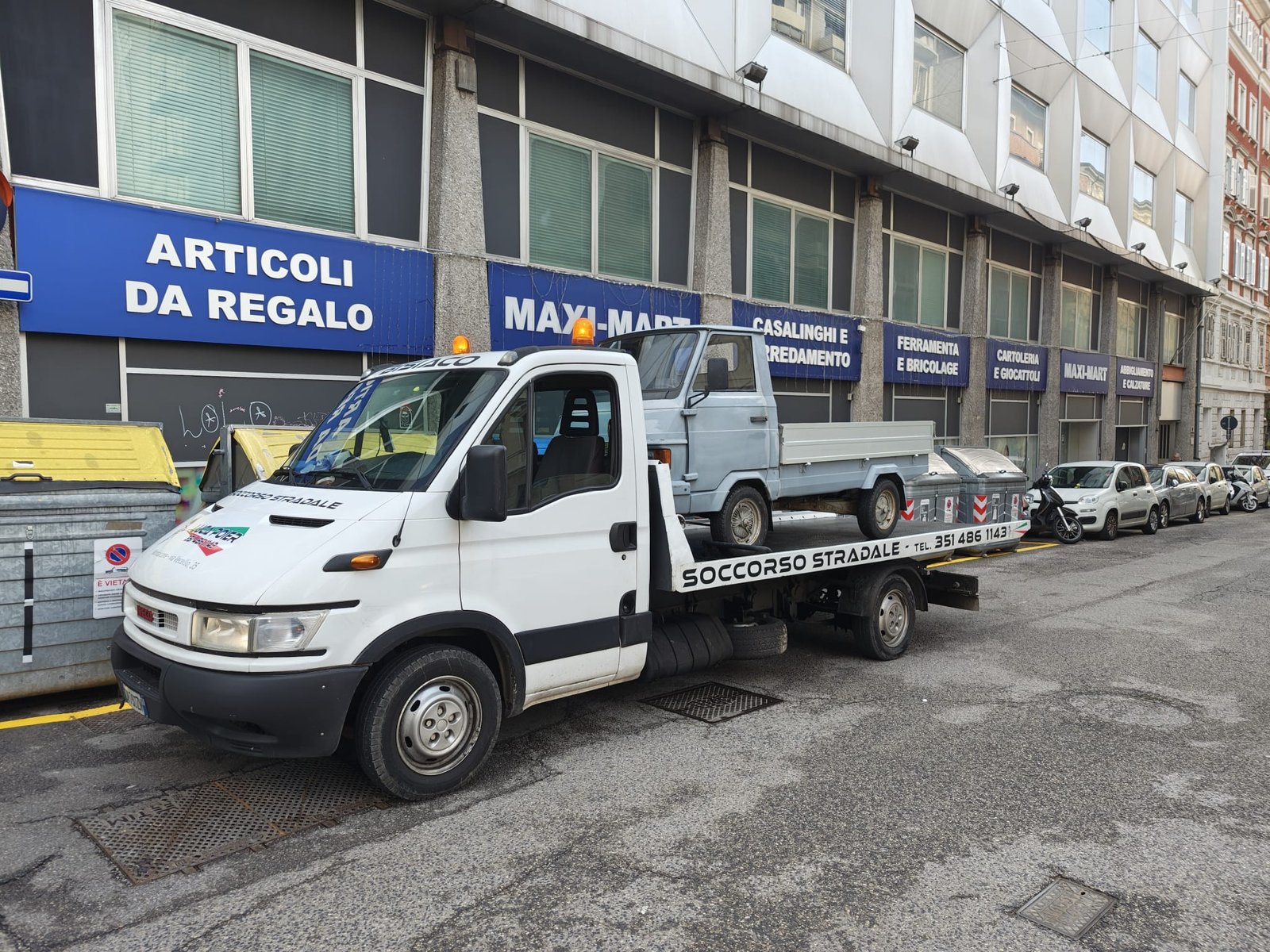 Raccolta auto dal carro attrezzi - Intervento soccorso stradale 10 - Poier Luca